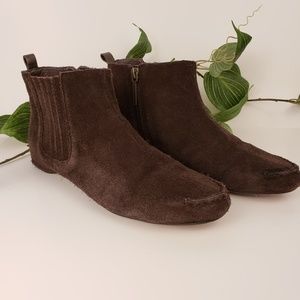 Donald j Pliner women's size 8 suede shoes